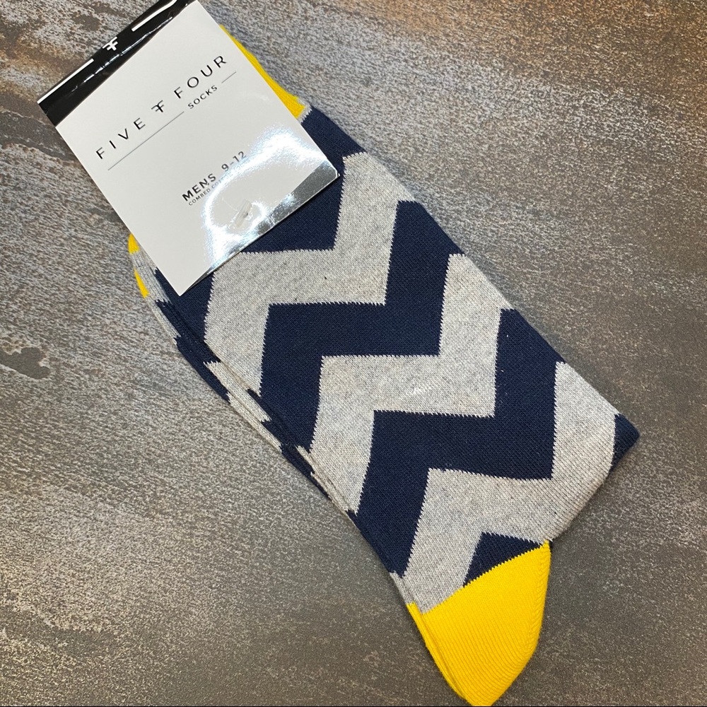 Wavy Socks NWT